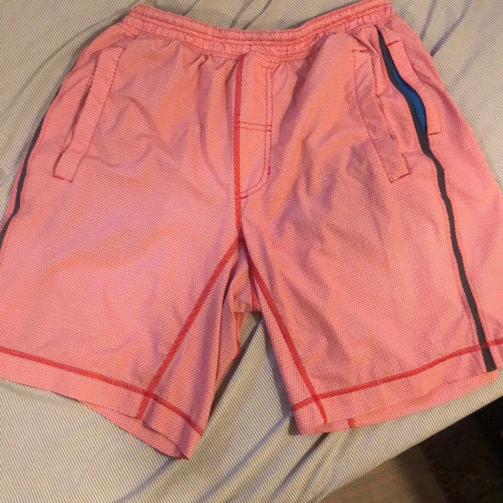 Red lulu lemon shorts